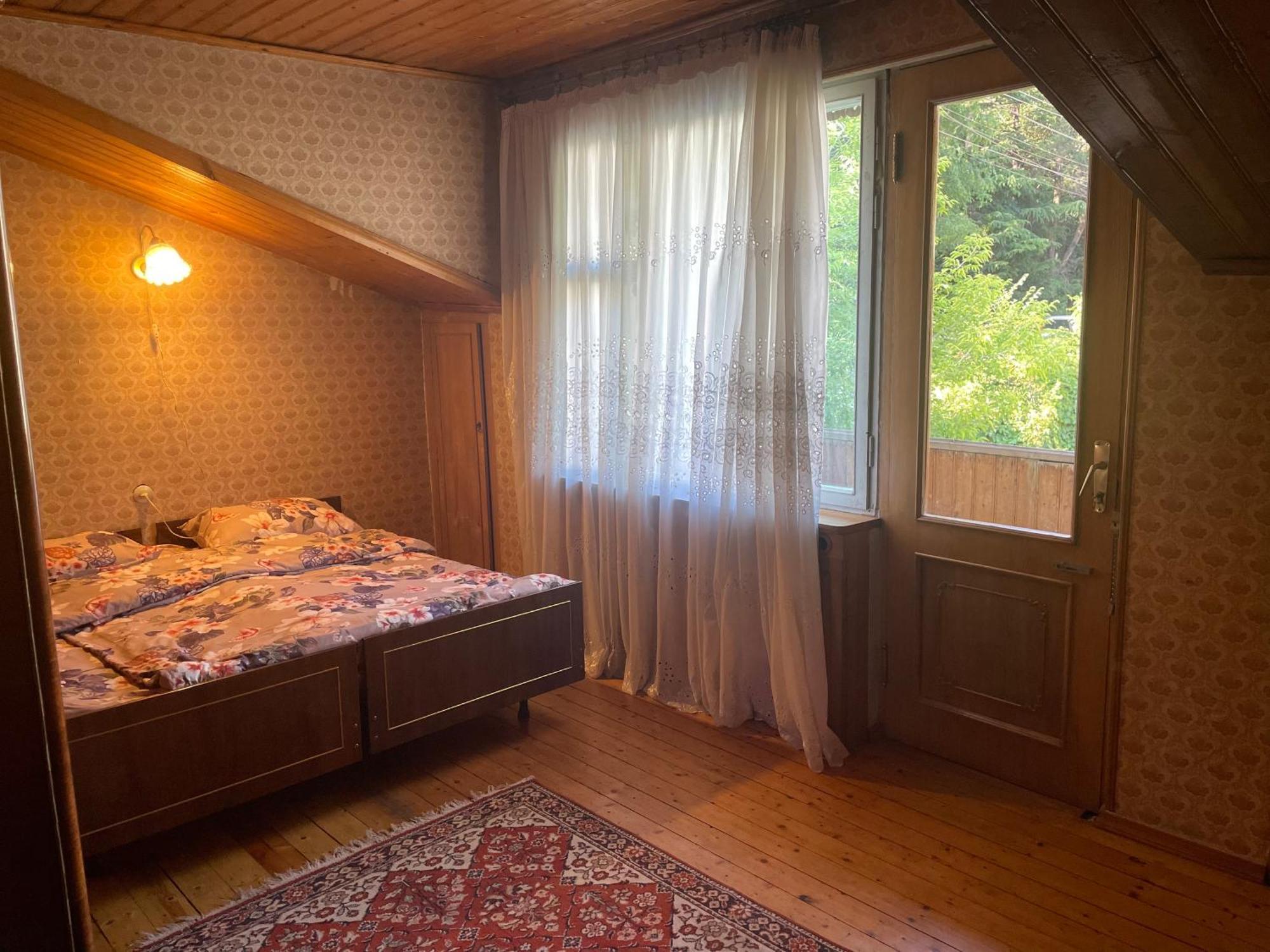 Guest House Raisa 딜리잔 외부 사진